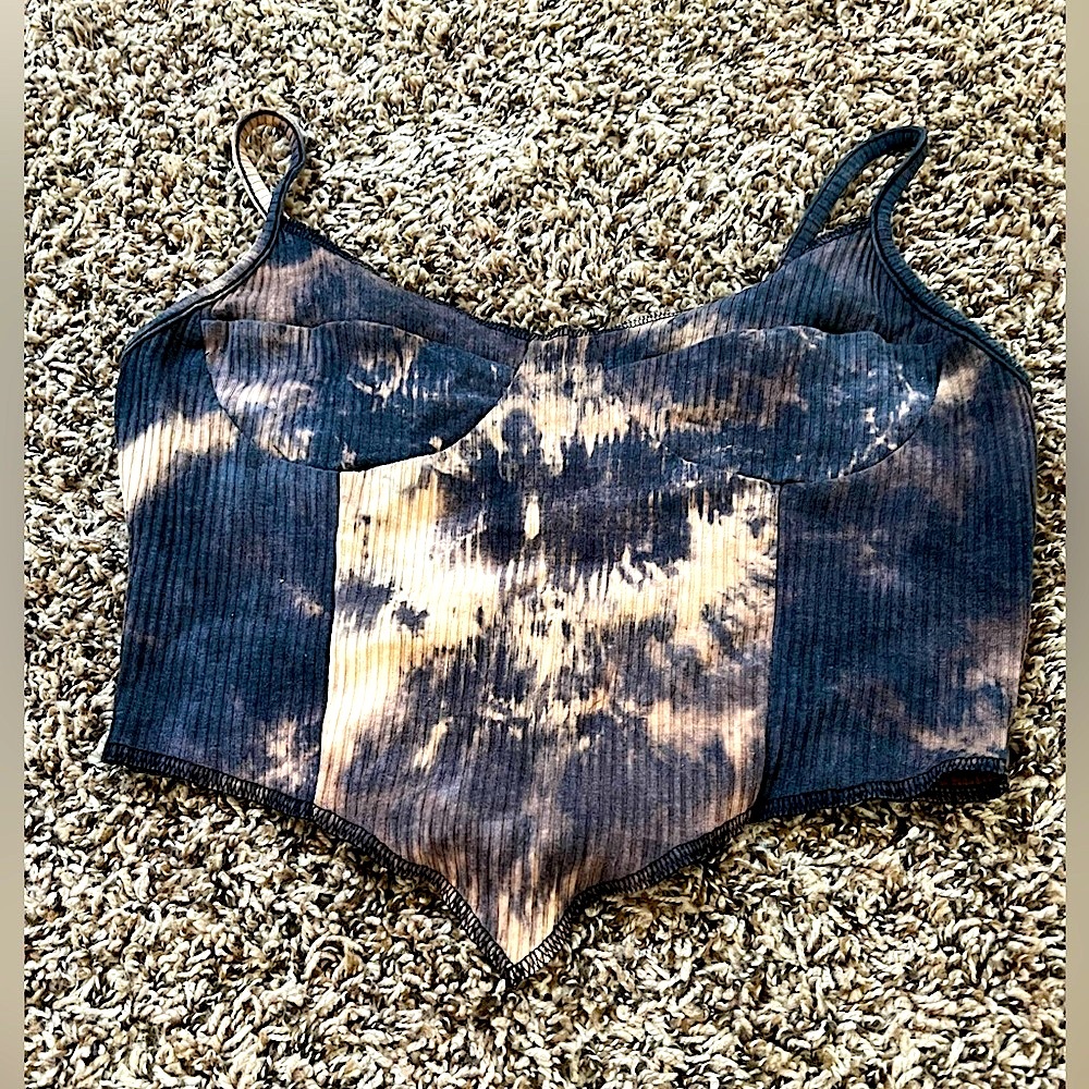 Romwe cropped tie dye style shirt